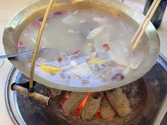 -江湖亮亮蒸虾大排档烤全羊清真(武汉总店)