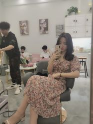 -V8潮牌·接发烫染连锁