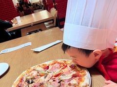 -城市大道红炉披萨烘焙坊