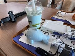 -抱抱地球咖啡馆(国家海洋博物馆店)