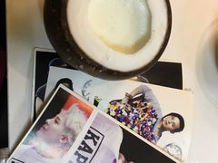 -志龙皇冠吃货椰子铺