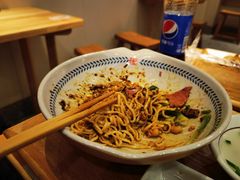 -呼啦面馆·头牌豌杂面(珠江国际B区店)
