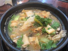 素什锦瓦罐-溢香苑瓦罐(前进路店)