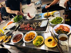 -马路牙子烧烤音乐酒馆(望京店)