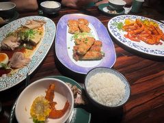 -粤·向群饭店(麓景路店)