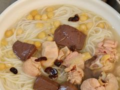 -文山荷鲜居(翠湖店)