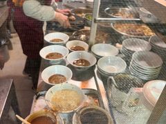 -松树干拌面店