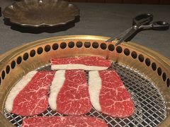 -铭牛烧肉·和牛海鲜自助(高新月牙湖店)