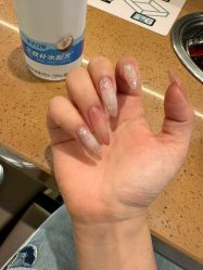 -UGIRL有个美甲