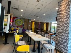 大堂-麦当劳(杭州萧山京港国际店)