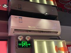 -龙巢盱眙龙虾·牛蛙·烧烤宵夜(八卦岭店)