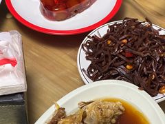 -聚首堂·特色小吃·肘子(什刹海德胜门店)