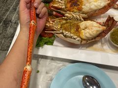 -席娜卡琳火车铁道夜市