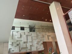 -上海古井假日酒店 · 井廊吧