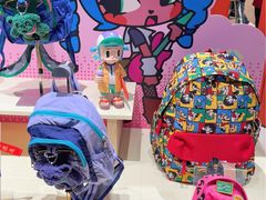 -燕莎奥特莱斯购物中心