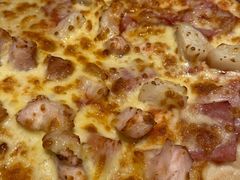 培根鸡肉双拼披萨-萨莉亚意式餐厅(杭州滨江天街店)