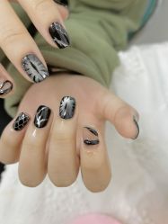 -芊冉•美甲美睫纹绣