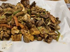 -东来菜馆•手抓海鲜家常菜•海鲜锅贴(鸽子窝店)