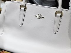 -COACH蔻驰(恒隆广场店)