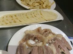 -胡须佬鸡煲四季火锅店(石厦西村直营店)