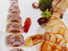 -方鼎食府