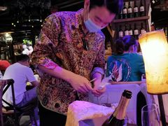 -胡桃里音乐酒馆(环亚凯瑟琳广场店)