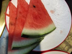 西瓜-最牛喜事潮汕鲜牛肉火锅(和平里店)