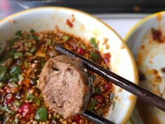 潮汕牛肉丸-渝蛙先生领鲜美蛙老火锅