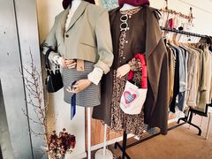 -宝库女装店(绿地缤纷广场店)