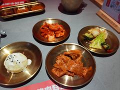 -轻烧烤肉(光谷步行街店)