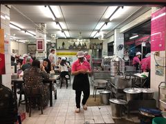 大堂-红大哥水门鸡饭(總店)