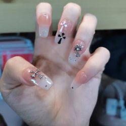-Nail Romance·美甲罗曼史