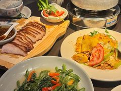 -大头虾越式风味餐厅(光明广场店)