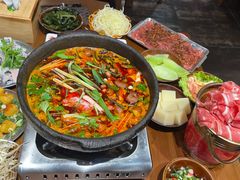 -黔有有贵州酸汤夺夺粉火锅(五味十字店)