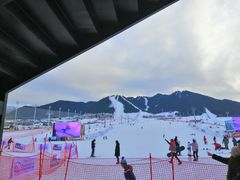 -丝绸之路山地度假区滑雪场