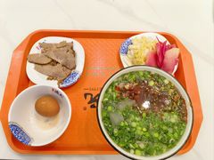 -德元兰州纯汤牛肉面(深圳首店)