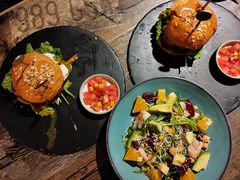 -HIGH FIVE哈福手工汉堡(桂林路店)