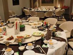 -深圳国际会展中心希尔顿酒店(前海华发冰雪世界店)