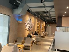 -瑞幸咖啡(外滩SOHO店)
