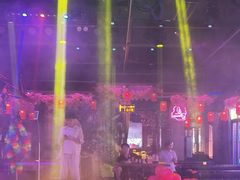 -喜鹊音乐酒馆(西街店)