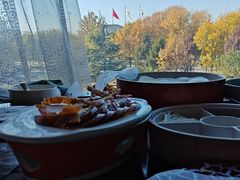 -粤尚腾香居中餐厅(首都机场希尔顿店)