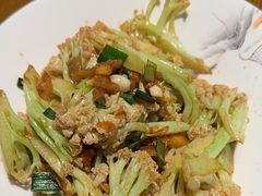 -爱碗亭·鲜炒湖南菜(壹城中心店)