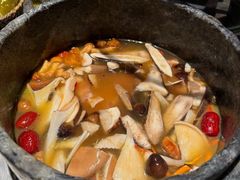 -芸山季·云南山珍菌火锅(人民广场来福士店)