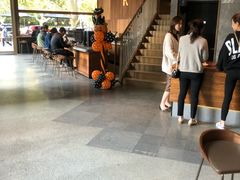 -星巴克臻选(南京艾尚天地店)