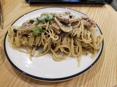 黑松露杂菌白汁意粉-GOTLOT COFFEE&KITCHEN角落厨房NOOK店