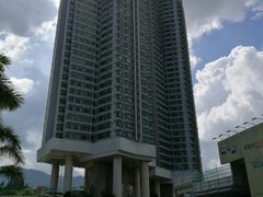 -东荟城名店仓