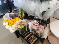 -花匠花艺鲜花店(尹山湖店)