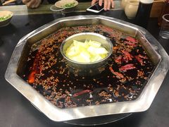 -邓莽子老火锅(中兴路总店)