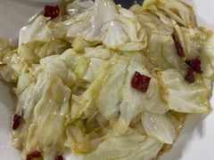 干锅手撕卷心菜-渔舟意·湖南家宴(萝岗纳金城店)