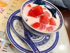 -广信牛奶甜品世家(台东店)